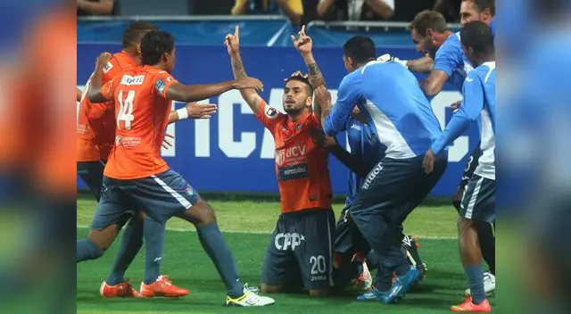 Víctor Cedrón celebra su gol a Alianza Lima en final del Torneo del Inca.