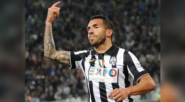 Juventus vs. Fiorentina: Carlos Tévez celebra el primero de sus dos goles.