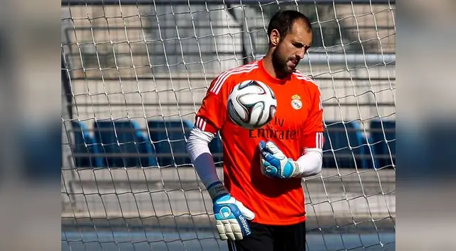 Real Madrid: Diego López dejó España para jugar en el AC Milan. 