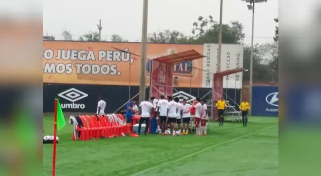 Selección Peruana: Ricardo Gareca prueba sistema defensivo en la Videna.