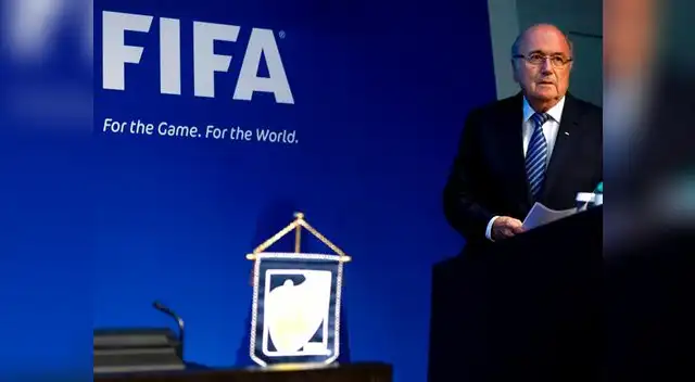 FIFA: Joseph Blatter renunció al máximo ente del fútbol y anunció la fecha de las nuevas elecciones.