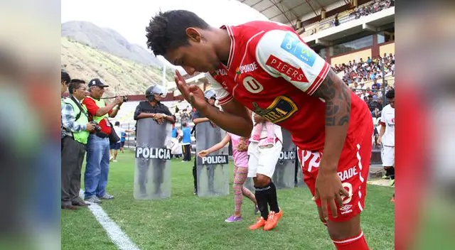 Universitario: Christopher Gonzales será vendido en los próximos días a Chile o Bélgica. Universitario: Christopher Gonzales será vendido en los próximos días a Chile o Bélgica.