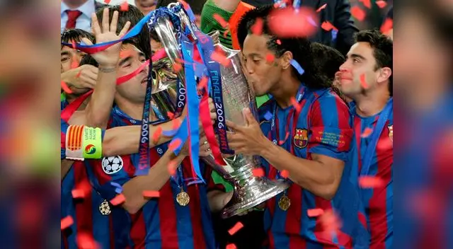 Ronaldinho logró la Champions con Barcelona en 2006 y la Libertadores con Atlético Mineiro en 2013. Ronaldinho logró la Champions con Barcelona en 2006 y la Libertadores con Atlético Mineiro en 2013.
