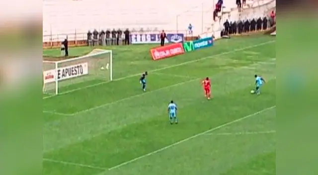 Real Garcilaso vs. Juan Aurich: Alfredo Ramúa y Jhoel Herrera protagonizaron el blooper del Apertura