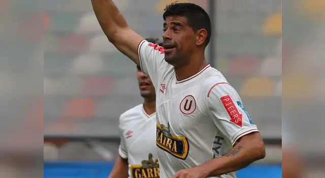 Carlos Grossmuller llegó a Universitario procedente de Atlético Cerro.