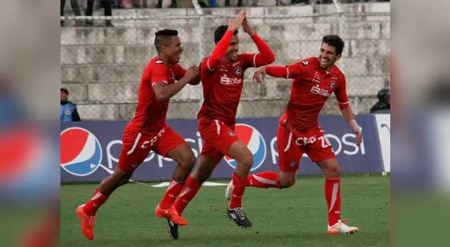 Cienciano venció 3-1 a Deportivo Municipal y le puso emoción al Torneo Apertura.