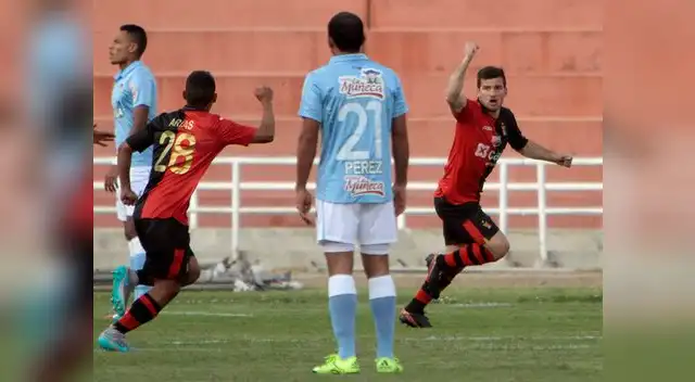 Melgar venció 4-0 a Junior de Barranquilla, pero no pasó a la siguiente fase de la Sudamericana. Melgar venció 4-0 a Junior de Barranquilla, pero no pasó a la siguiente fase de la Sudamericana.