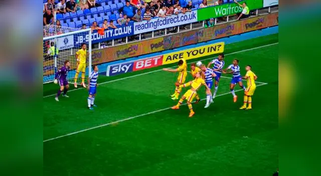 MK Dons de Cristian Benavente empató 0-0 ante el Reading de Paolo Hurtado por la Championship. MK Dons de Cristian Benavente empató 0-0 ante el Reading de Paolo Hurtado por la Championship.