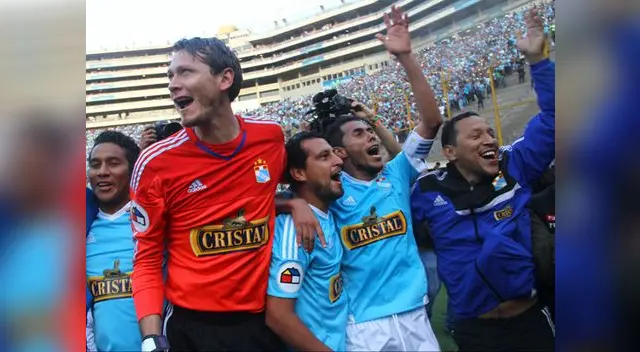 Sporting Cristal campeón del Torneo Apertura tras empate ante Universitario Sporting Cristal campeón del Torneo Apertura tras empate ante Universitario