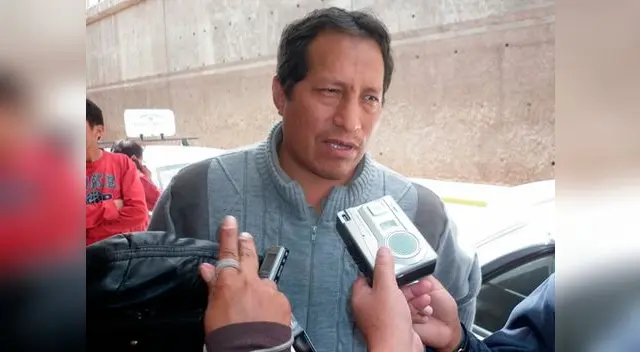 Real Garcilaso: presidente Vásquez aseguró que directivo de Sporting Cristal entregó dinero a sus jugadores. Real Garcilaso: presidente Vásquez aseguró que directivo de Sporting Cristal entregó dinero a sus jugadores.