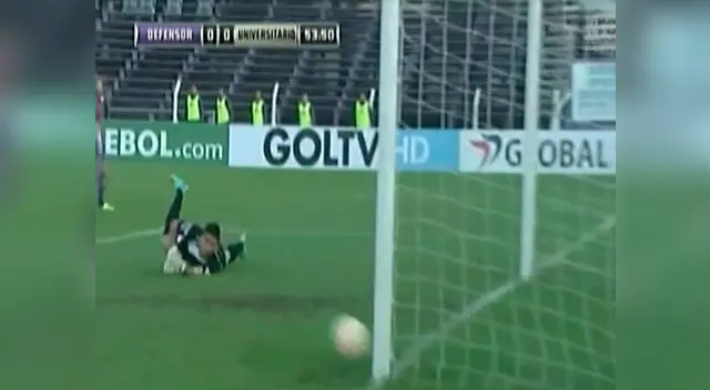 Universitario vs. Defensor Sporting: Henry Giménez y el palo que le negó el primer gol 'crema' Universitario vs. Defensor Sporting: Henry Giménez y el palo que le negó el primer gol 'crema'