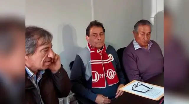 Universitario: Roberto Chale se reunió con directiva y se queda como entrenador Universitario: Roberto Chale se reunió con directiva y se queda como entrenador