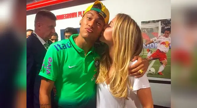 Neymar y la hermana gemela de la tenista Eugenie Bouchard se tomaron foto en Estados Unidos. Neymar y la hermana gemela de la tenista Eugenie Bouchard se tomaron foto en Estados Unidos.