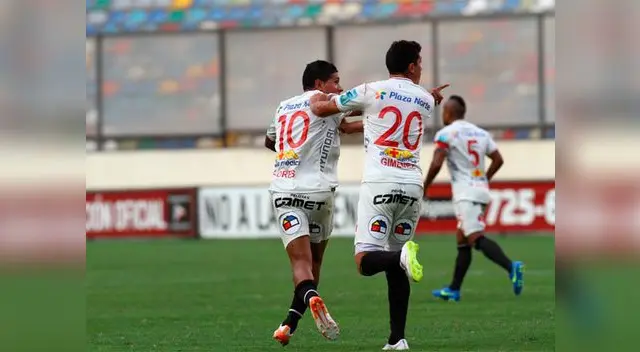 Así celebraron los cremas el empate con sabor a derrota