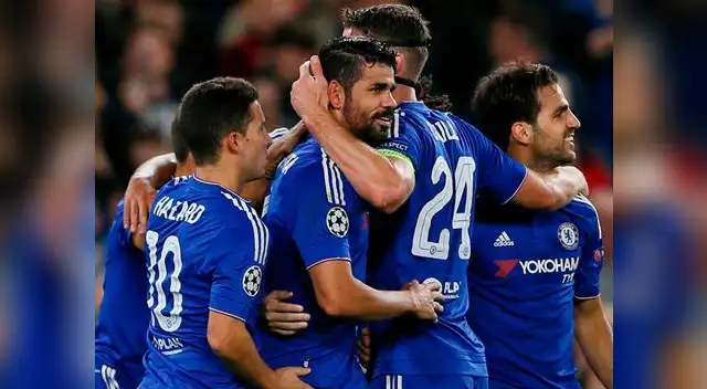 Diego Costa celebra el tercer gol de Chelsea.