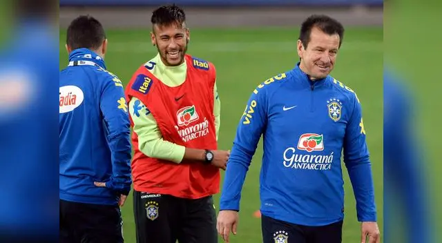 Neymar: conoce la estrategia de Brasil para que esté en el inicio de las Eliminatorias Rusia 2018. Neymar: conoce la estrategia de Brasil para que esté en el inicio de las Eliminatorias Rusia 2018.