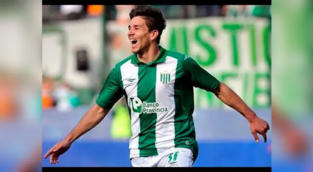 Giovanni Simeone celebra su golazo a Crucero del Norte.
