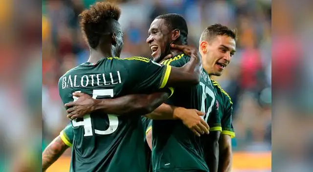 AC Milan ganó 3-2 al Udinese con un gol de tiro libre de Mario Balotelli por la Serie A. AC Milan ganó 3-2 al Udinese con un gol de tiro libre de Mario Balotelli por la Serie A.