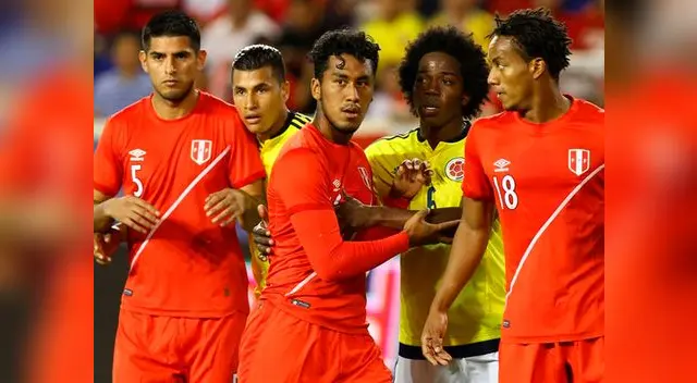 Selección Peruana y su nueva canción previo al debut en las Eliminatorias a Rusia 2018. Selección Peruana y su nueva canción previo al debut en las Eliminatorias a Rusia 2018.