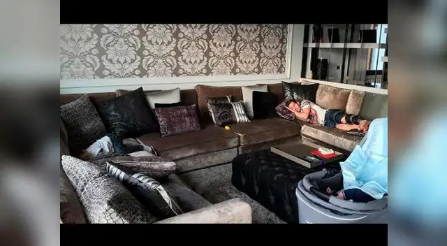 Los hombres Messi durmiendo Los hombres Messi durmiendo