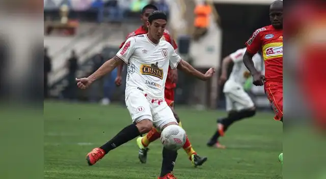 Universitario: Alemano solo tuvo una clara de gol que atajó Pinto 