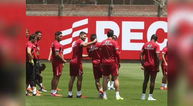 Ricardo Gareca busca variantes para choque ante Paraguay. Ricardo Gareca busca variantes para choque ante Paraguay.