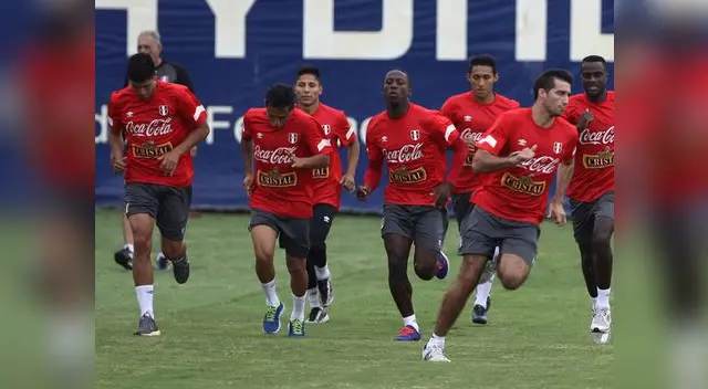 Raúl Ruidíaz, Edwin Retamoso y Edgar Villamarín son las novedades en la lista local.