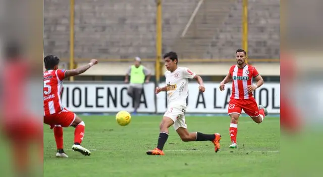 Universitario vs. Sport Loreto: Aguirre intenta pasar la marca de Carranza 