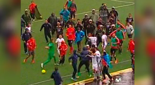 Ricardo Farro agrede a recogebolas al final del partido. Ricardo Farro agrede a recogebolas al final del partido.