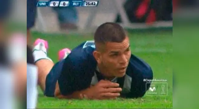 Universitario vs. Alianza Lima: Osnar Noronha se lamenta de su ocasión fallada.