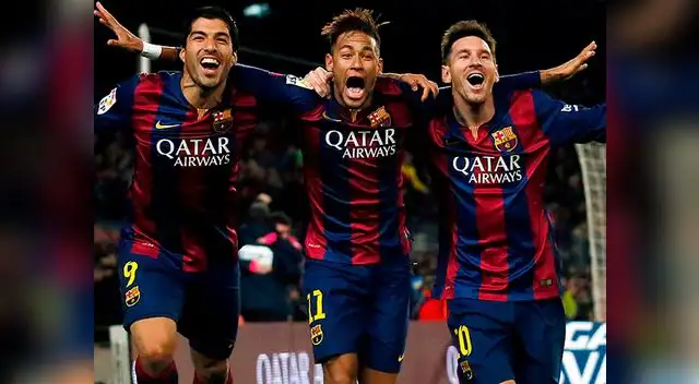 Luis Suárez, Neymar y Lionel Messi celebran un gol