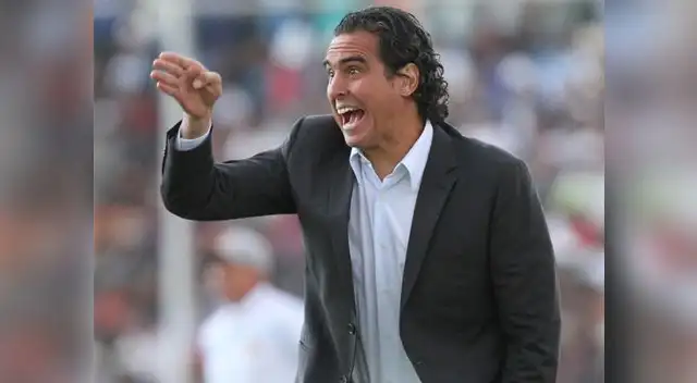José 'Chemo' del Solar dirigió por última vez a Universitario en 2014. José 'Chemo' del Solar dirigió por última vez a Universitario en 2014.