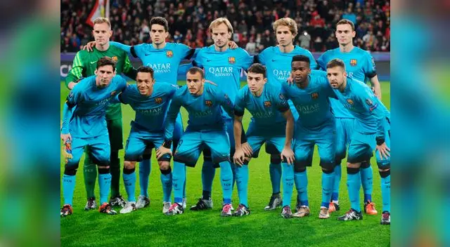 La alineación del Barcelona ante el Bayer Leverkusen en el BayArena. La alineación del Barcelona ante el Bayer Leverkusen en el BayArena.