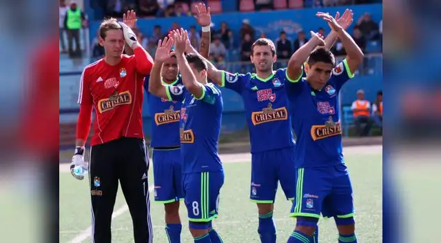 Sporting Cristal: la emotiva carta del Extremo Celeste tras la final perdida Sporting Cristal: la emotiva carta del Extremo Celeste tras la final perdida