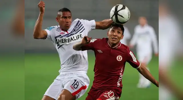 Adán Balbín ya no será compañero de Raúl Ruidíaz en Universitario. Adán Balbín ya no será compañero de Raúl Ruidíaz en Universitario.