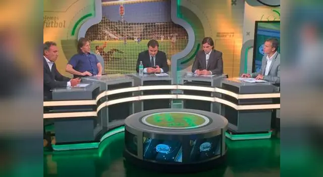 Gareca estuvo en el set de Fox Sport 