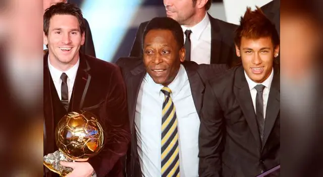 Lionel Messi, Pele y Neymar en la premiación Balón de Oro del 2014 Lionel Messi, Pele y Neymar en la premiación Balón de Oro del 2014