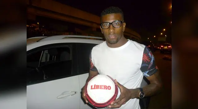 Carlos Ascues se perdió la despedida de Waldir Sáenz por una lesión.