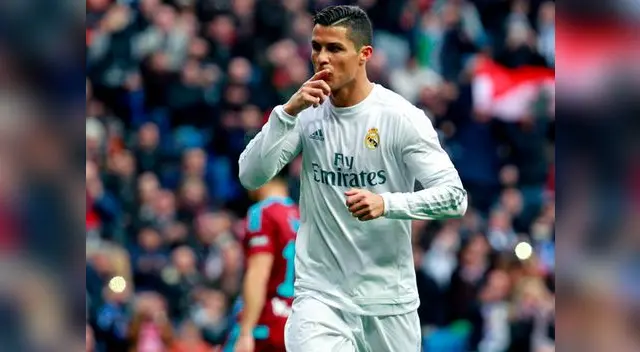 Real Madrid venció 3-1 a la Real Sociedad con doblete de Cristiano Ronaldo por Liga BBVA.