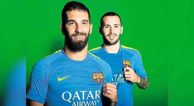Arda Turan y Aleix Vidal ficharon por el Barcelona procedente del Atlético de Madrid y el Sevilla.