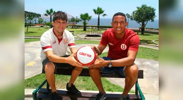 Pese a su suplencia en Cristal, Manicero se perfila como titular en la 'U'