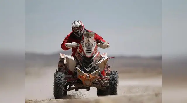 Alexis Hernández quedó en el top 5 general tras finalizar 7ma etapa del Rally Dakar.
