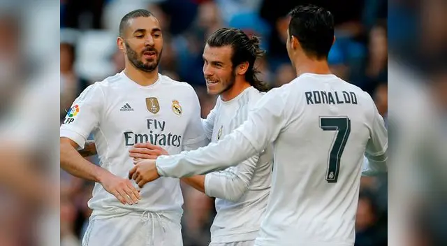 Karim Benzema, Gareth Bale y Cristiano Ronaldo celebran uno de sus goles en el Real Madrid.