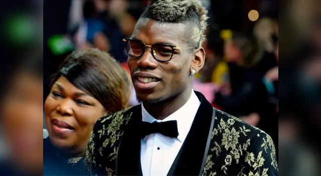 Paul Pogba acompañado de su madre en la gala del Balón de Oro. Paul Pogba acompañado de su madre en la gala del Balón de Oro.