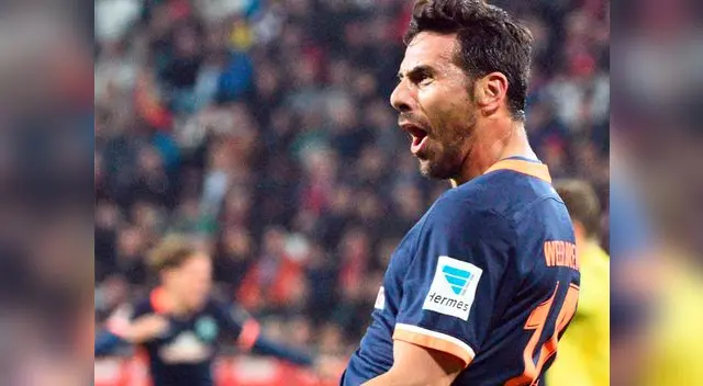 Claudio Pizarro la viene rompiendo en la pretemporada del Werder Bremen. Claudio Pizarro la viene rompiendo en la pretemporada del Werder Bremen.