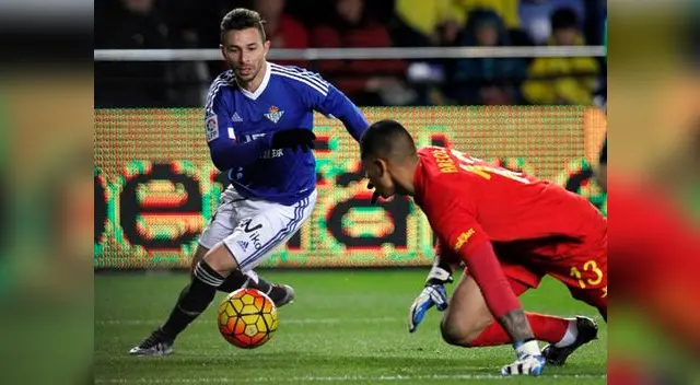 Villareal vs. Real Betis : Rubén Castro tuvo la oportunidad de anotar al golero Areola Villareal vs. Real Betis : Rubén Castro tuvo la oportunidad de anotar al golero Areola