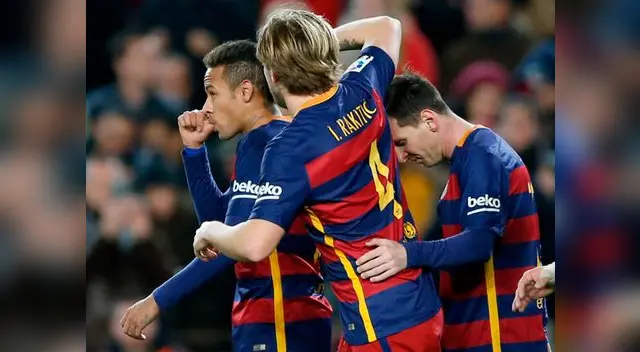 Barcelona vs. Athletic de Bilbao: Neymar celebra su gol con Messi y Rakitic.
