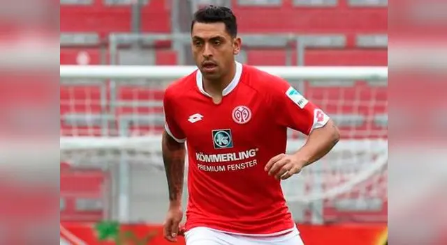 Gonzalo Jara fue campeón de la Copa América 2015 con Chile. Gonzalo Jara fue campeón de la Copa América 2015 con Chile.