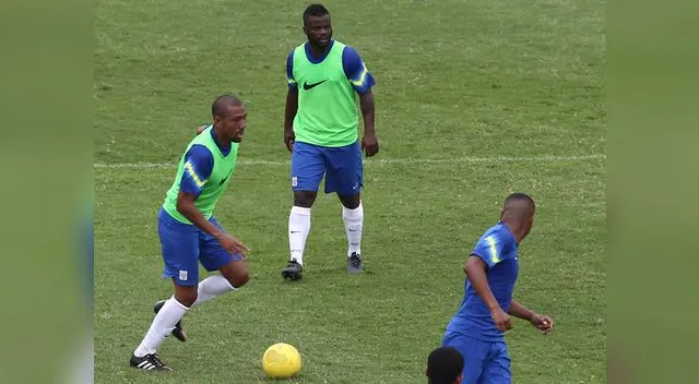 Roberto Mosquera tendrá su primer duelo oficial ante Emelec y allí utilizará este once. Roberto Mosquera tendrá su primer duelo oficial ante Emelec y allí utilizará este once.