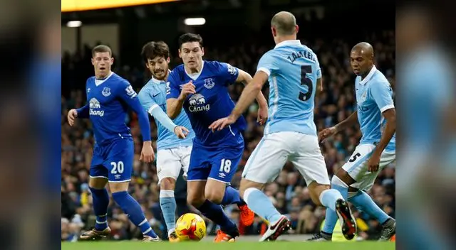 Manchester City se juega el pase a la final de la Capital One Cup.